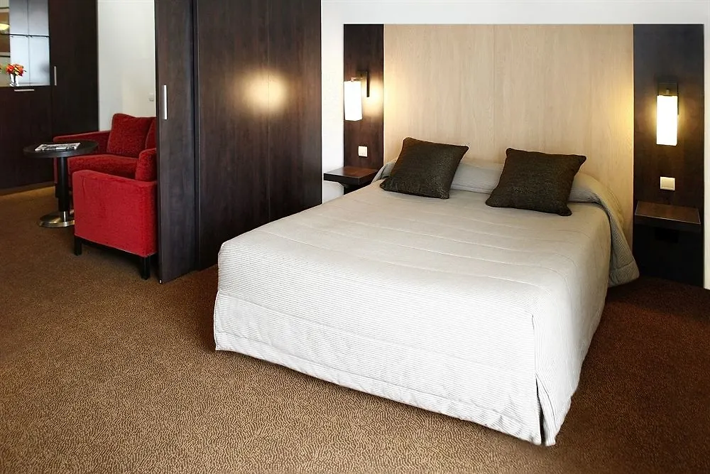 Hotel Eliseo Лурд 4*,