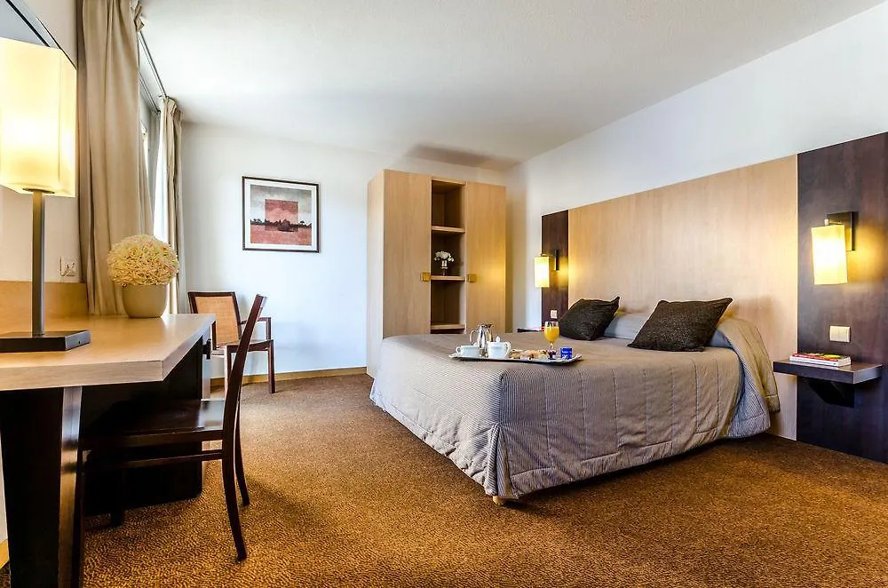 Hotel Eliseo Lourdes 4*,